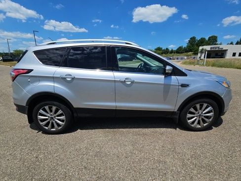 Used 2017 Ford Escape Titanium AWD/4WD image 2