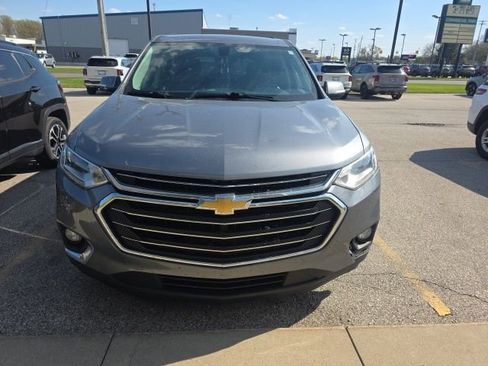 Used 2019 Chevrolet Traverse LT w/ LPO, Floor Liner Package AWD/4WD image 6