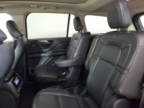 Certified 2023 Lincoln Aviator Reserve w/ Jet Package RWD image 13