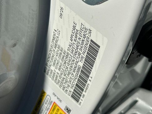 New 2025 Honda Accord SE image 32