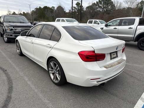 Used 2018 BMW 330i Sedan image 4