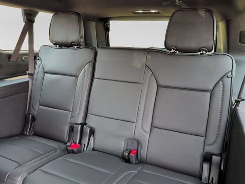 New 2026 GMC Yukon XL Denali w/ Sun & Power Step Package AWD/4WD image 38