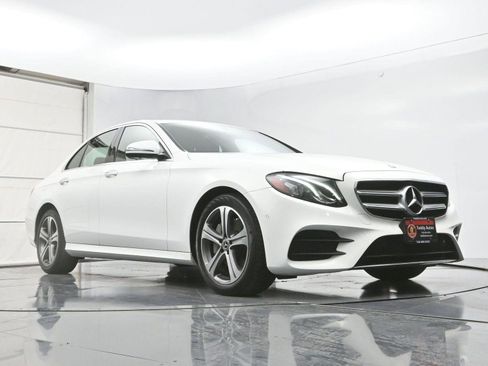 Used 2020 Mercedes-Benz E 350 4MATIC Sedan image 28