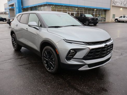 New 2026 Chevrolet Blazer LT image 2