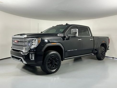 Used 2021 GMC Sierra 2500 Denali w/ Denali Ultimate Package image 3