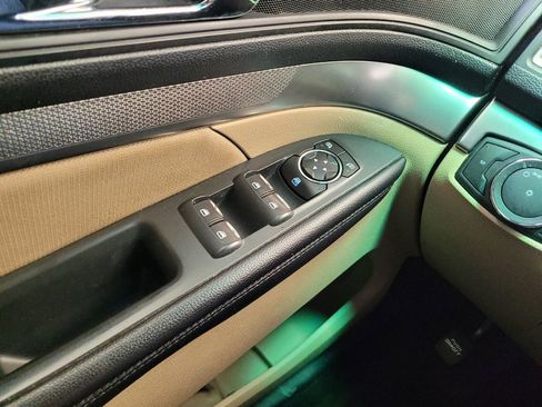 Used 2017 Ford Explorer FWD image 27