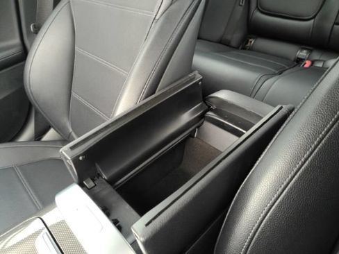 Used 2022 Mercedes-Benz C 300 Sedan image 49