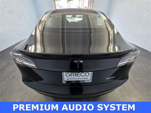 Used 2018 Tesla Model 3 Long Range image 10