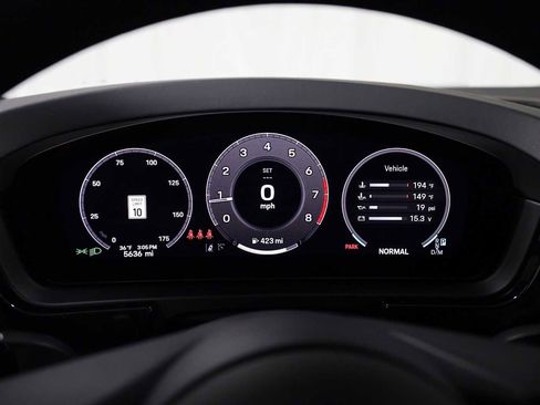 Certified 2025 Porsche Cayenne image 22