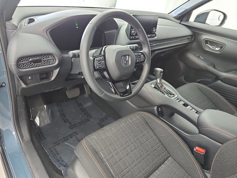 Certified 2024 Honda HR-V Sport image 15