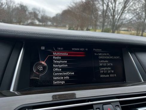 Used 2014 BMW 750Li xDrive image 39