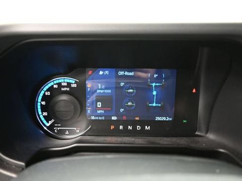 Used 2024 Ford Bronco Everglades AWD/4WD image 18