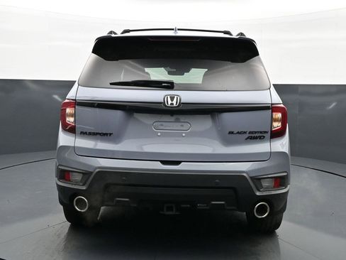 Used 2025 Honda Passport Black Edition image 6