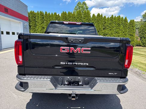 Used 2025 GMC Sierra 1500 SLT AWD/4WD image 4