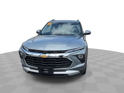 Certified 2025 Chevrolet TrailBlazer LT AWD/4WD image 3