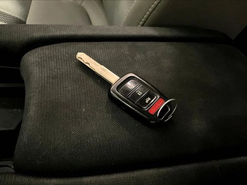 Used 2019 Honda Civic LX image 33