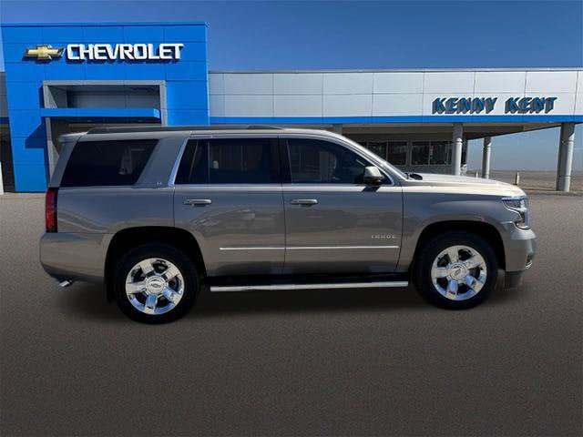 Used 2019 Chevrolet Tahoe LT w/ LT Signature Package AWD/4WD image 3