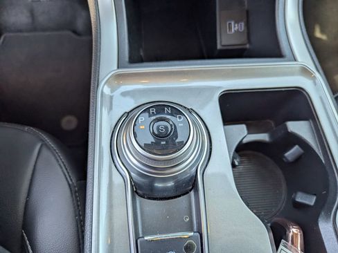 Used 2024 Ford Edge SEL AWD/4WD image 14