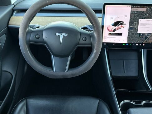 Used 2020 Tesla Model 3 image 16