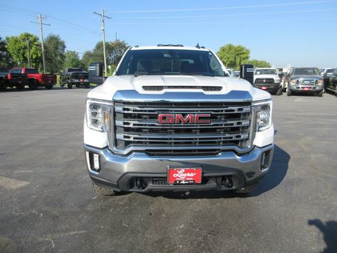 Certified 2022 GMC Sierra 2500 SLE w/ SLE Value Package; AWD/4WD image 15