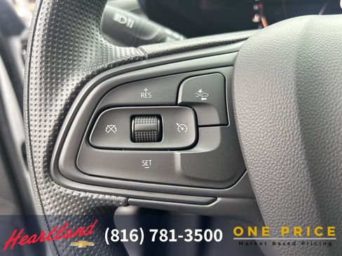 Used 2025 Buick Envista Preferred image 22