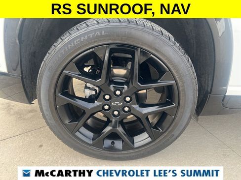 Certified 2024 Chevrolet Traverse RS image 16