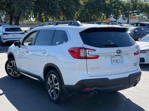 Used 2023 Subaru Ascent Touring AWD/4WD image 9