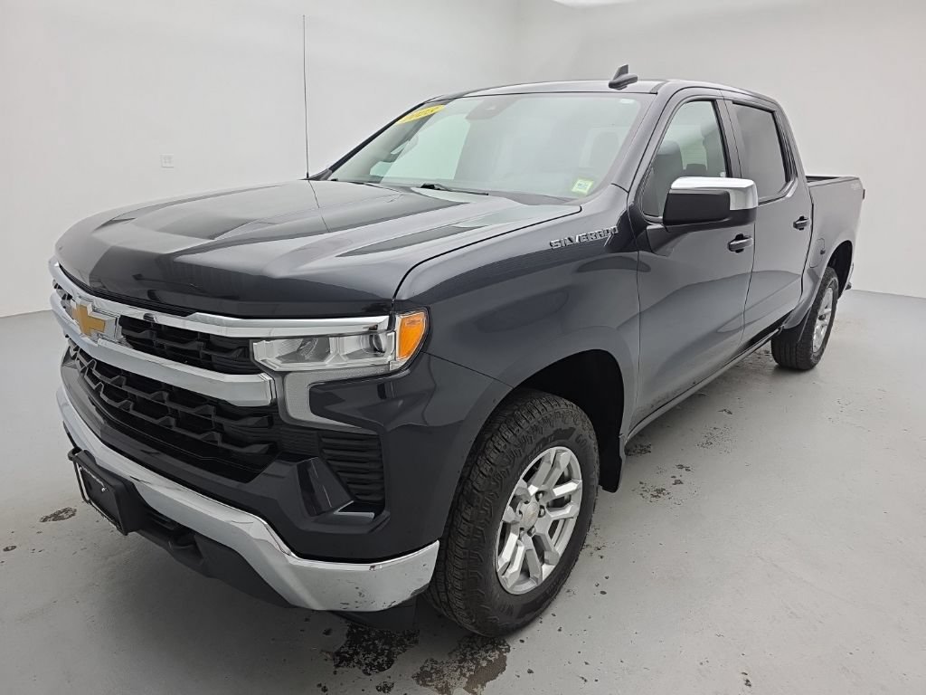 Used 2023 Chevrolet Silverado 1500 LT AWD/4WD image 6