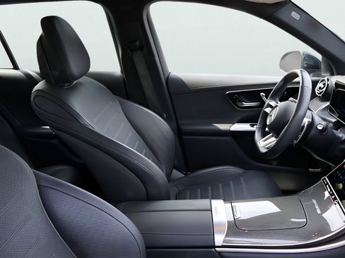 Certified 2026 Mercedes-Benz GLC 43 AMG 4MATIC image 11