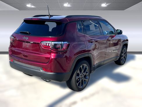 Used 2021 Jeep Compass Latitude w/ Sun and Sound Group image 8