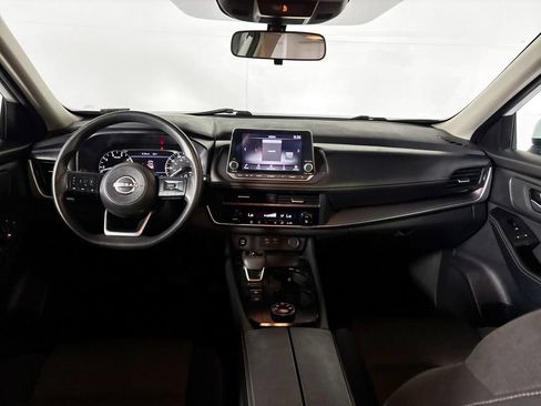 Used 2024 Nissan Rogue SV AWD/4WD image 12