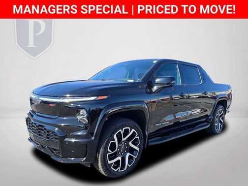 New 2024 Chevrolet Silverado EV RST image 2