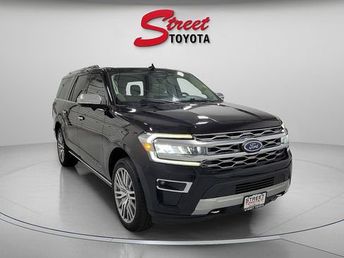 Used 2022 Ford Expedition Max Platinum AWD/4WD image 5