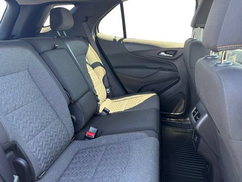 Certified 2024 Chevrolet Equinox LT FWD image 18