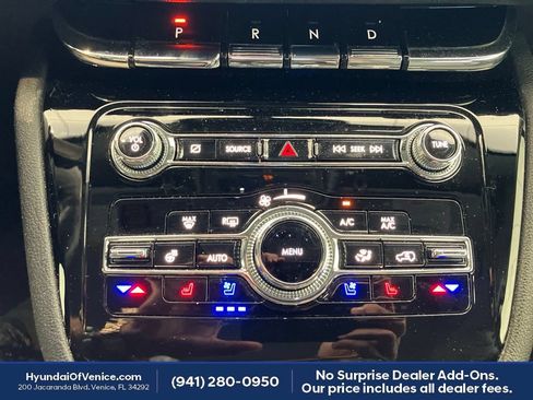 Used 2021 Lincoln Corsair FWD w/ Equipment Group 101A image 13