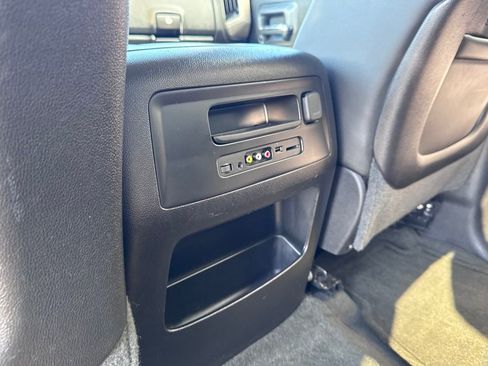 Used 2015 GMC Sierra 3500 Denali image 26