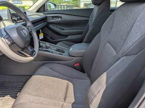 Used 2025 Honda Accord LX image 22