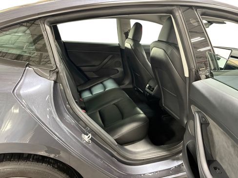 Certified 2023 Tesla Model 3 Standard Range RWD image 11