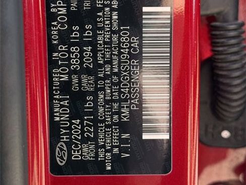 Used 2025 Hyundai Elantra SEL image 29