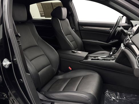 Used 2022 Honda Accord Sport image 30