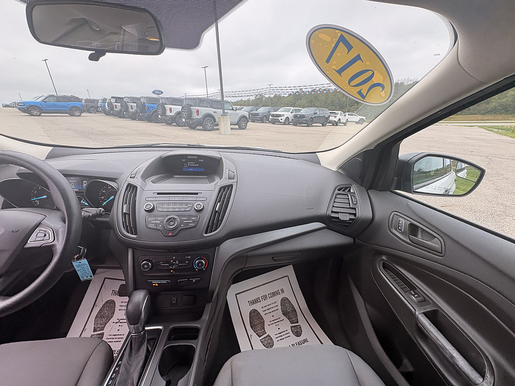 Used 2017 Ford Escape S FWD image 22