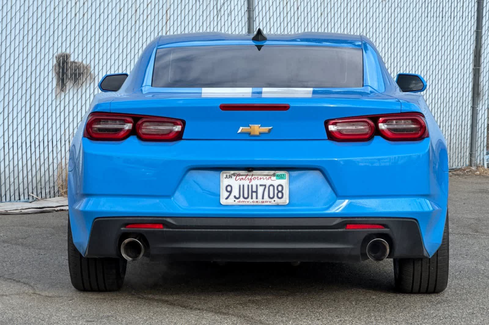 Used 2023 Chevrolet Camaro LT RWD image 4