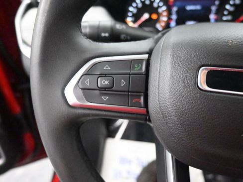 Used 2024 Jeep Compass Latitude image 31