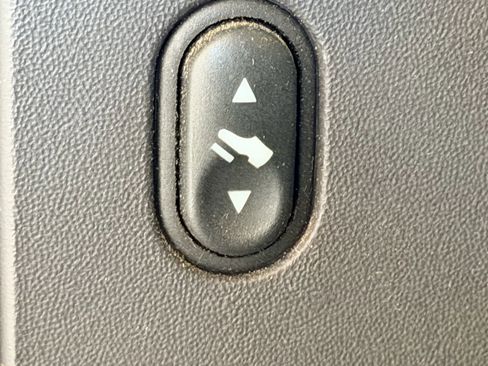 Used 2005 Ford F250 XLT image 15