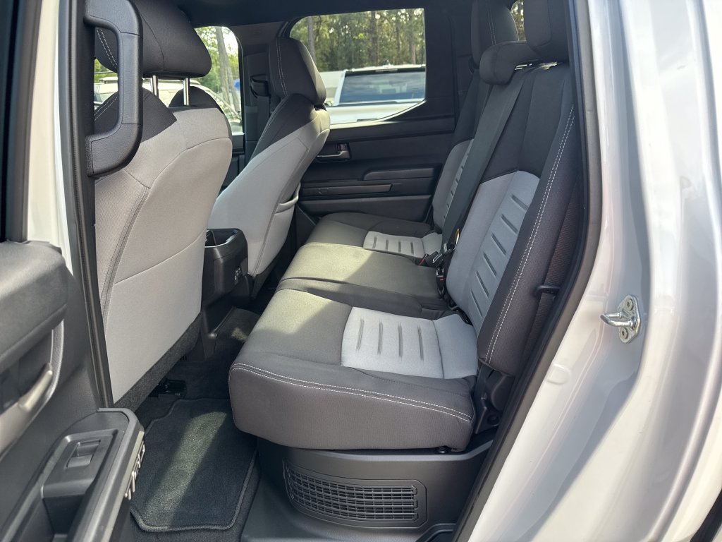 Used 2025 Toyota Tacoma TRD Off-Road AWD/4WD image 17