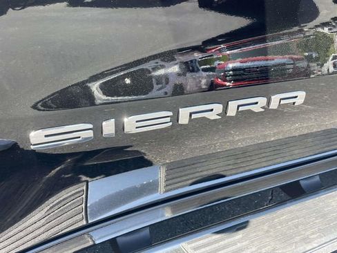 New 2026 GMC Sierra 1500 SLT w/ SLT Convenience Package image 7