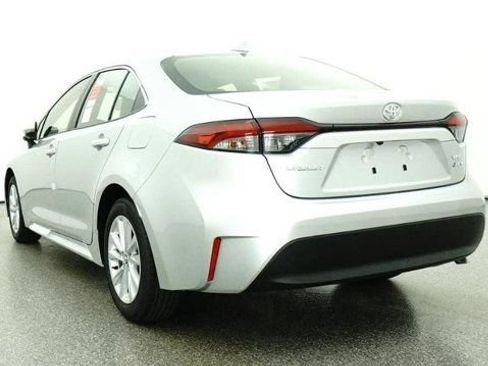 New 2026 Toyota Corolla Hybrid Sedan FWD image 21