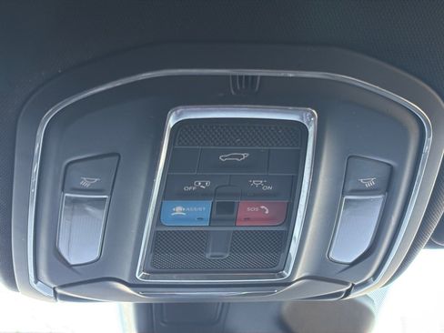 Used 2022 Jeep Wagoneer Series II image 7