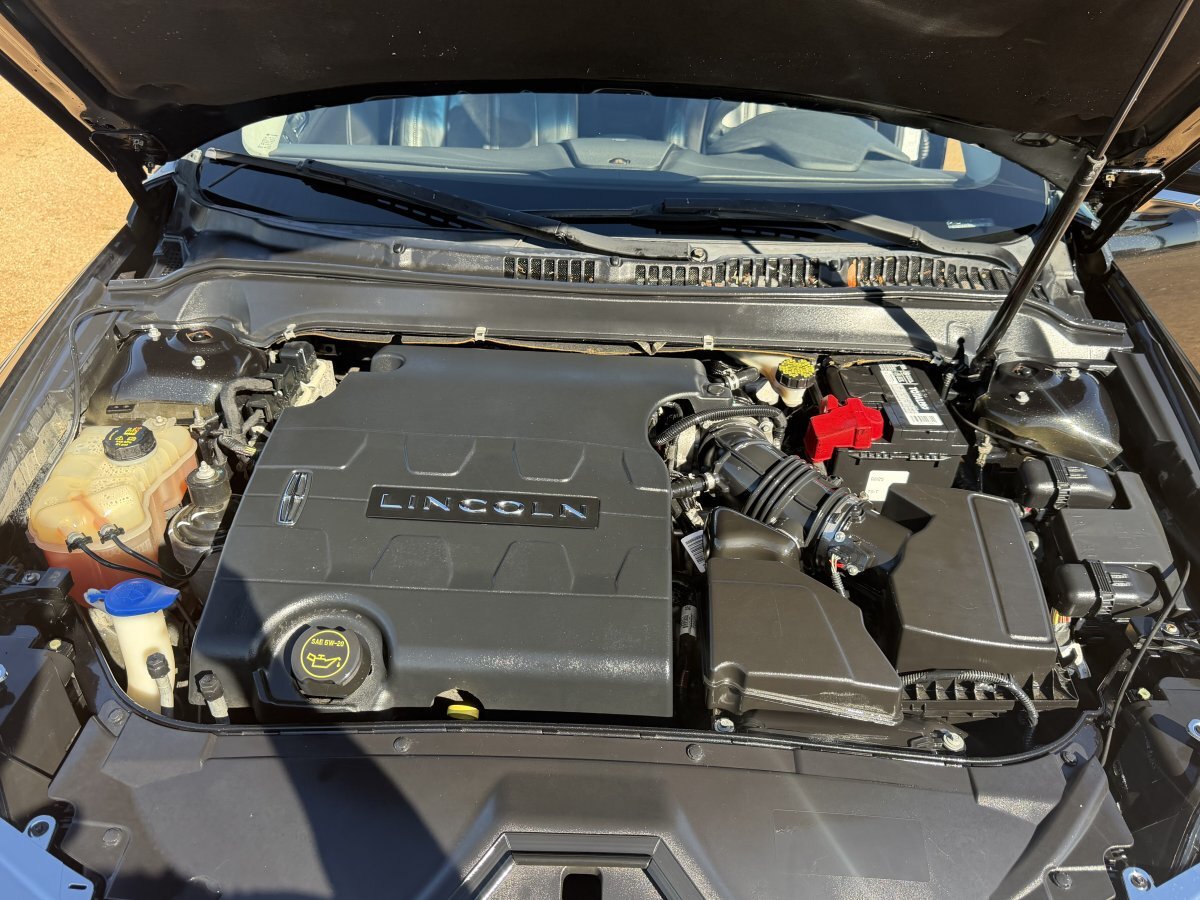 Used 2014 Lincoln MKZ AWD w/ Equipment Group 103A image 32