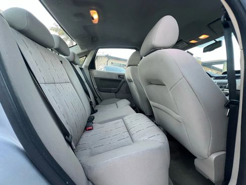 Used 2011 Ford Focus SE w/ 201A Rapid Spec Order Code image 14